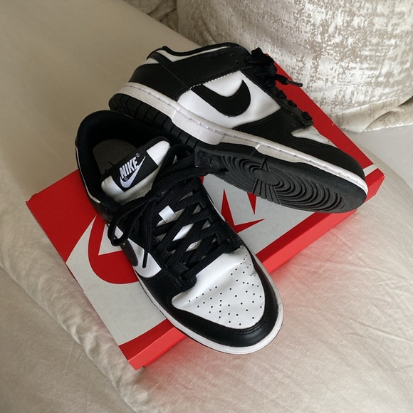 Nike | Panda Dunk Low - Picture 5 of 8